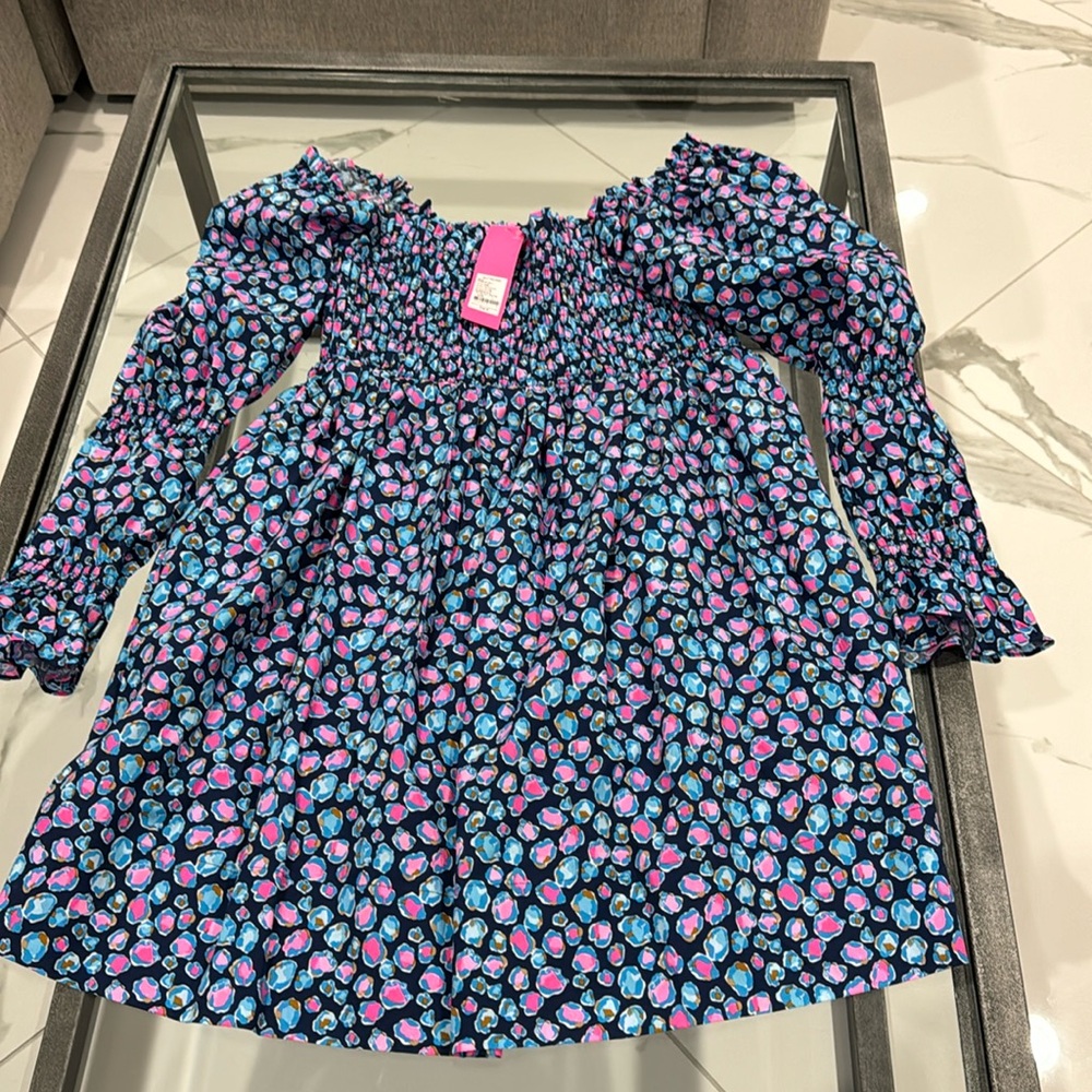Lilly Pulitzer L dress
 Smoke/Pet free home 
NEW WITH TAGS